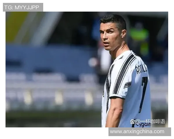 昔日辉煌不再足球巨星坠落凡尘命运背后的辛酸故事